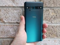  اینها بهترین موارد برای محافظت از TCL 10 Pro شما هستند 